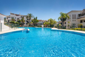 Garden view Two-bedroom Apartment with Swimming pool